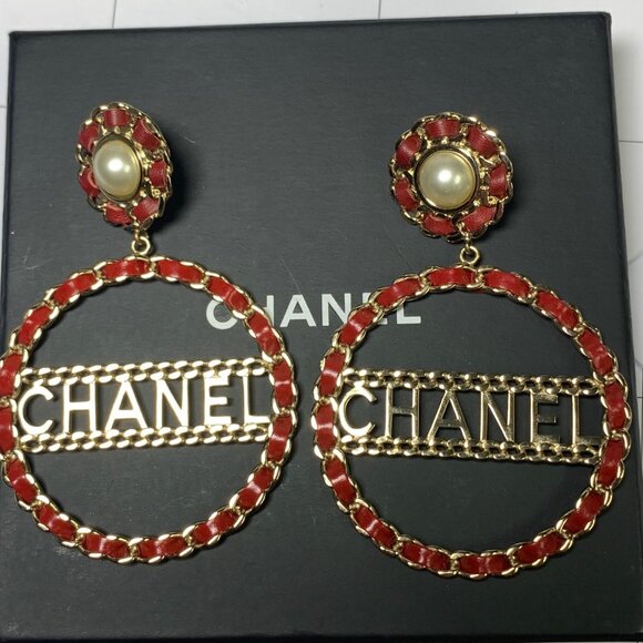 Chanel Red Leather and Gold Chain CHANEL Hoop Pearl Earrings  929 shipped Pearl - Picture 1 of 6